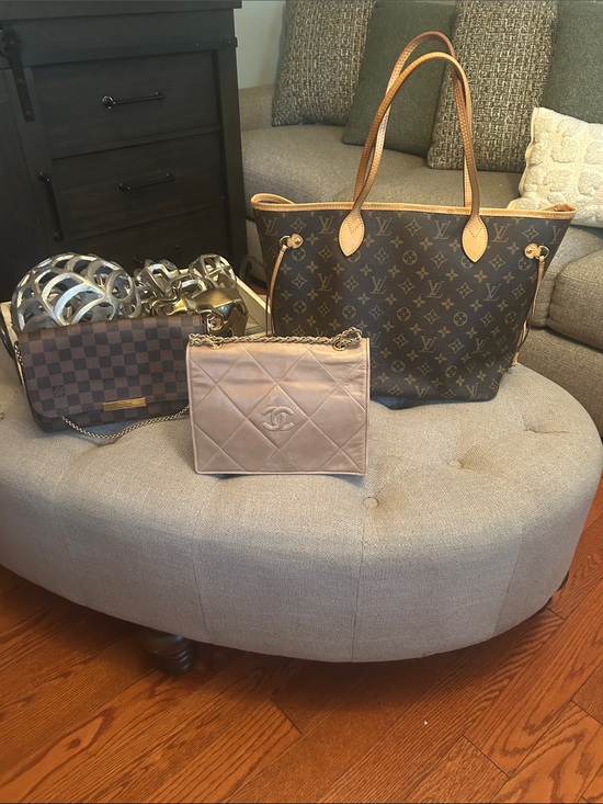 Louis Vuitton Handbags - LV MM Mon, Favorite Damier Ebene MM, Vintage classic Chanel bags bundle of 3